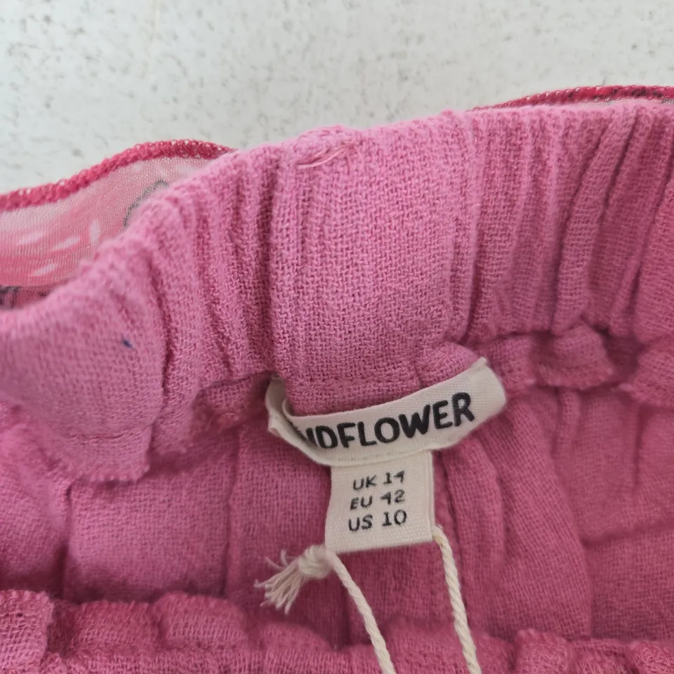 MUDFLOWER PINK WOMEN'S TROUSERS – UK 17 (EU 42, US 10) WITH BELT