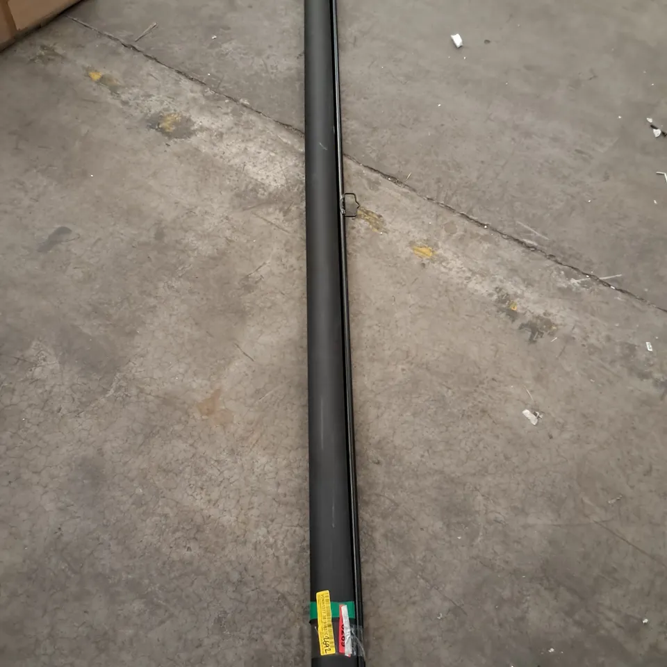 VONHAUS MANUAL PROJECTOR SCREEN