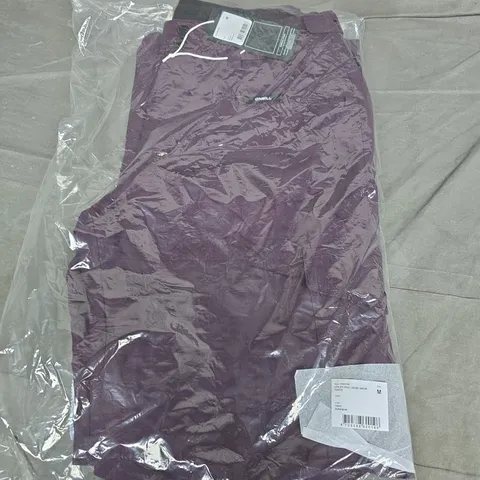 BAGGED ONEILL UTLITY PRO LOOSE SNOW PANTS IN AUBERGINE - MEDIUM