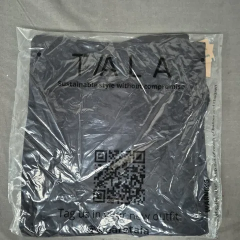 T/ALA DAYFLEX SHORT SLEEVE LONG LENGTH T-SHIRT IN BLACK SIZE 2XS