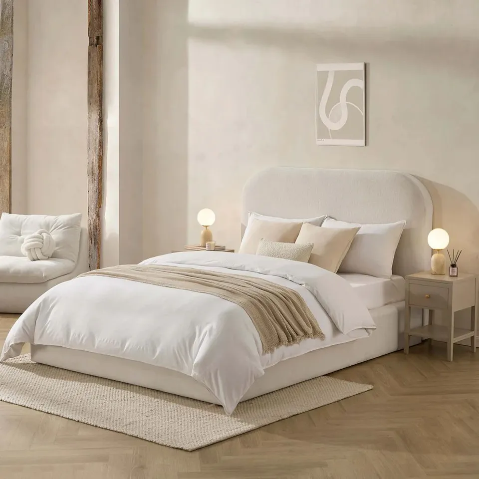 BOXED DUSK AINTREE OTTOMAN STORAGE BED - TEDDY CREAM // SIZE: 4FT6 DOUBLE (2 BOXES)