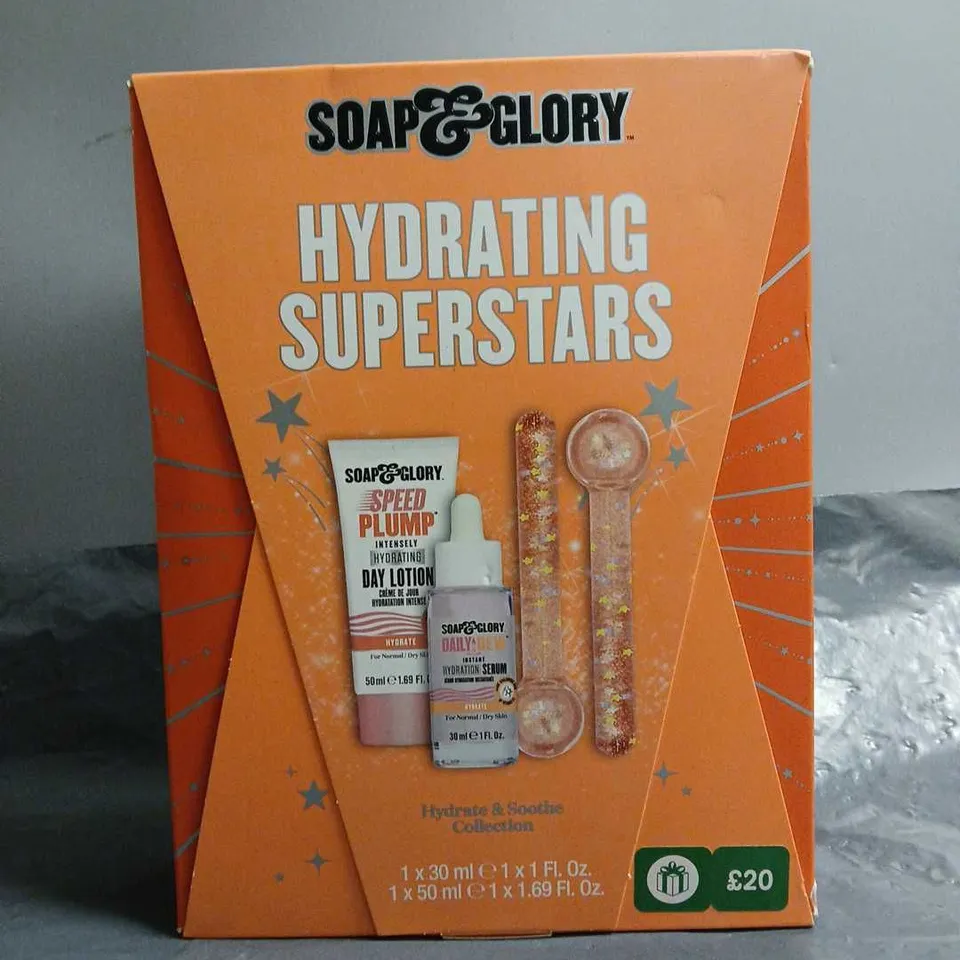 BOXED SOAP & GLORY HYDRATING SUPERSTARS 