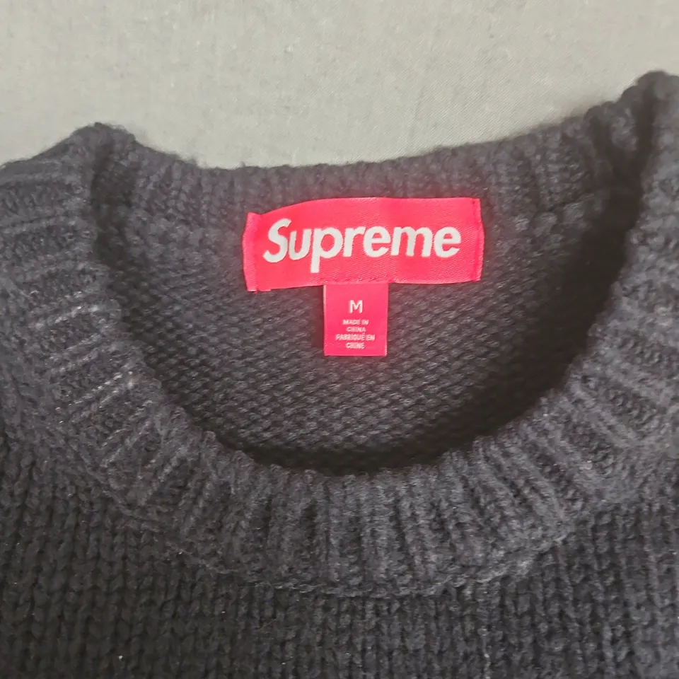 SUPREME KNITTED CREWNECK  SWEATER - BLACK, SIZE M