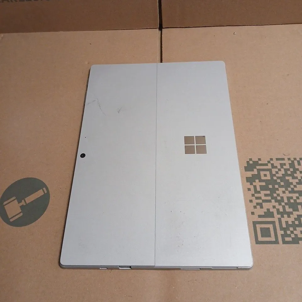 MICROSOFT SURFACE TABLET (MODEL UNSPECIFIED)