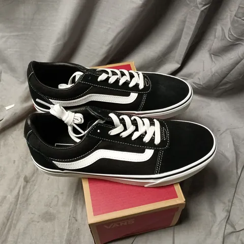 Vans Ward Old Skool Sneakers – Black/White (Suede & Canvas), UK 7