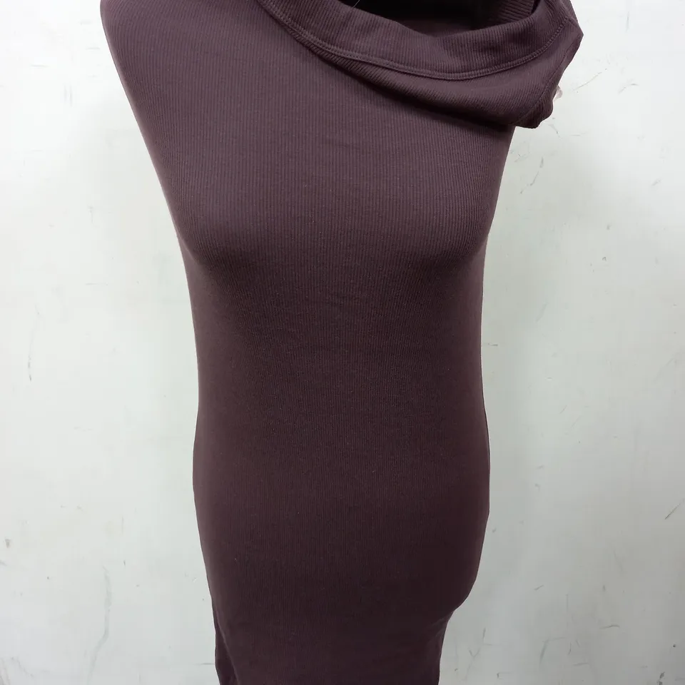 ASOS DESIGN ONE SHOULDER BODYCON MIDI DRESS IN CHOCOLATE - 10