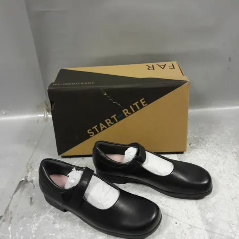 BOXED PAIR OF START RITE SAMBA BLACK LEATHER SIZE 4 1/2