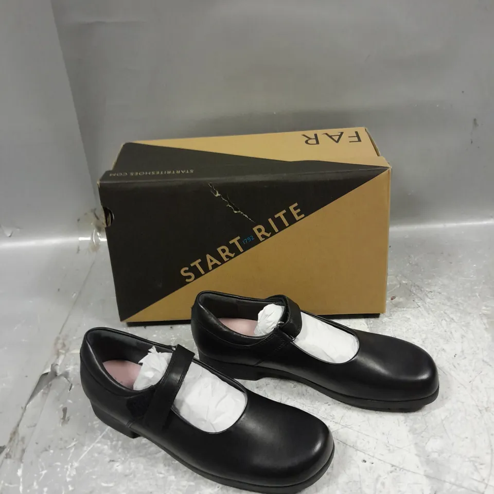 BOXED PAIR OF START RITE SAMBA BLACK LEATHER SIZE 4 1/2 