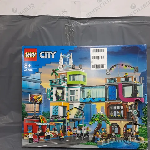 BOXED LEGO CITY DOWNTOWN SET 