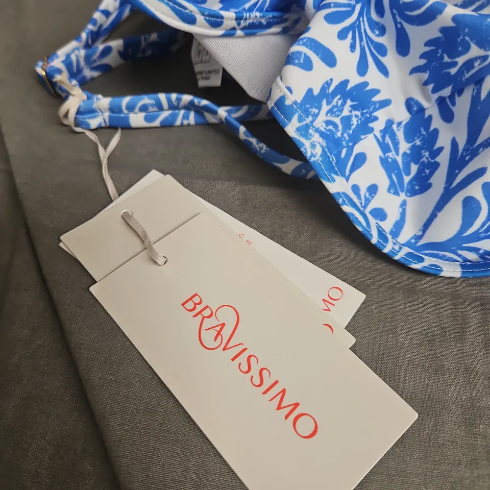 BRAVISSIMO CRETE BIKINI TOP – BLUE/WHITE PRINT – UK 30FF