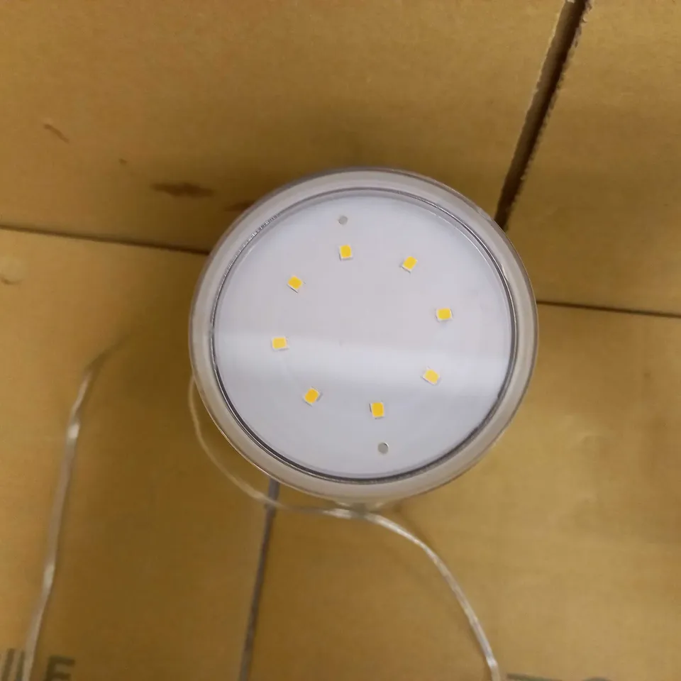 SOLAR CENTRE SS9960 CHESTER UP AND DOWN SOLAR WALL LIGHT 