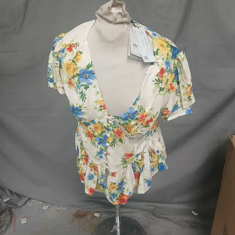 NOBODY'S CHILD FLORAL PRINT TOP – WHITE WITH MULTICOLOR FLOWERS (UK 12)