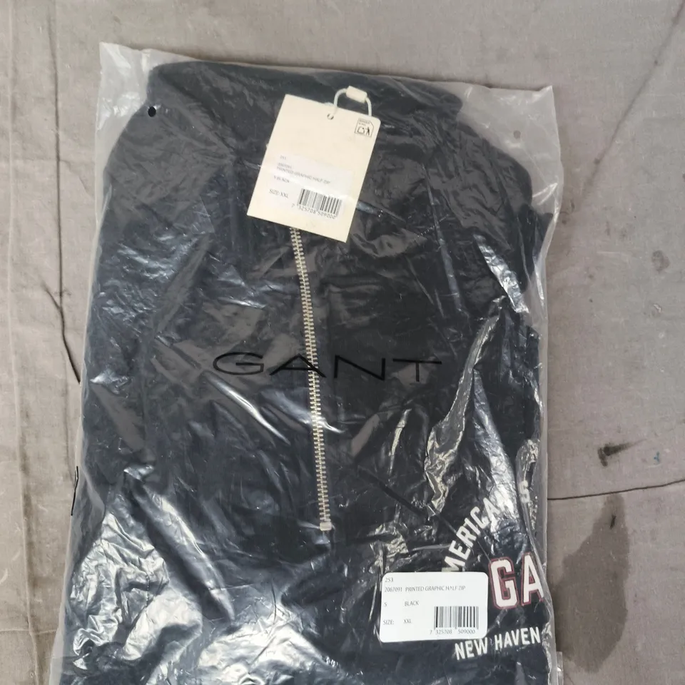 BAGGED GANT PRINTED GRAPHIC HALF ZIP IN BLACK SIZE XXL