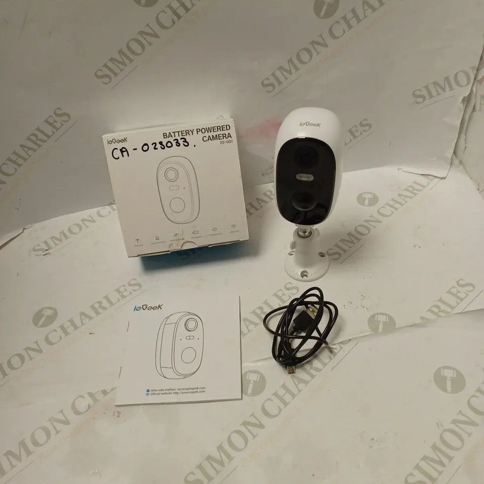 BOXED IEGEEK BATTERY POWERED CAMERA WITH MOUNT, USB CABLE AND USER GUIDE