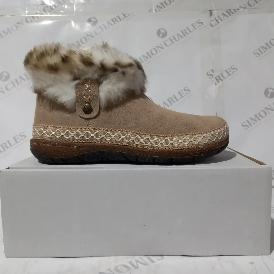 BOXED PAIR OF EARTH ORIGINS EMMALYN BEIGE BOOTIES - SIZE 5