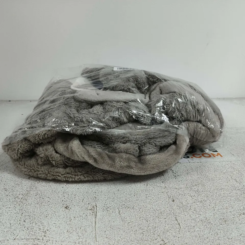 GREY HEATED BLANKET