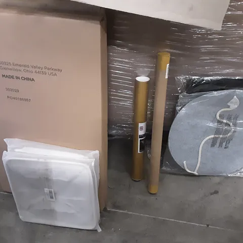 LARGE PALLET OF ASSORTED HOMEWARE ITEMS TO INCLUDE STORAGE UNITS, MAPS, FOLDAWAY BOXES ETC
