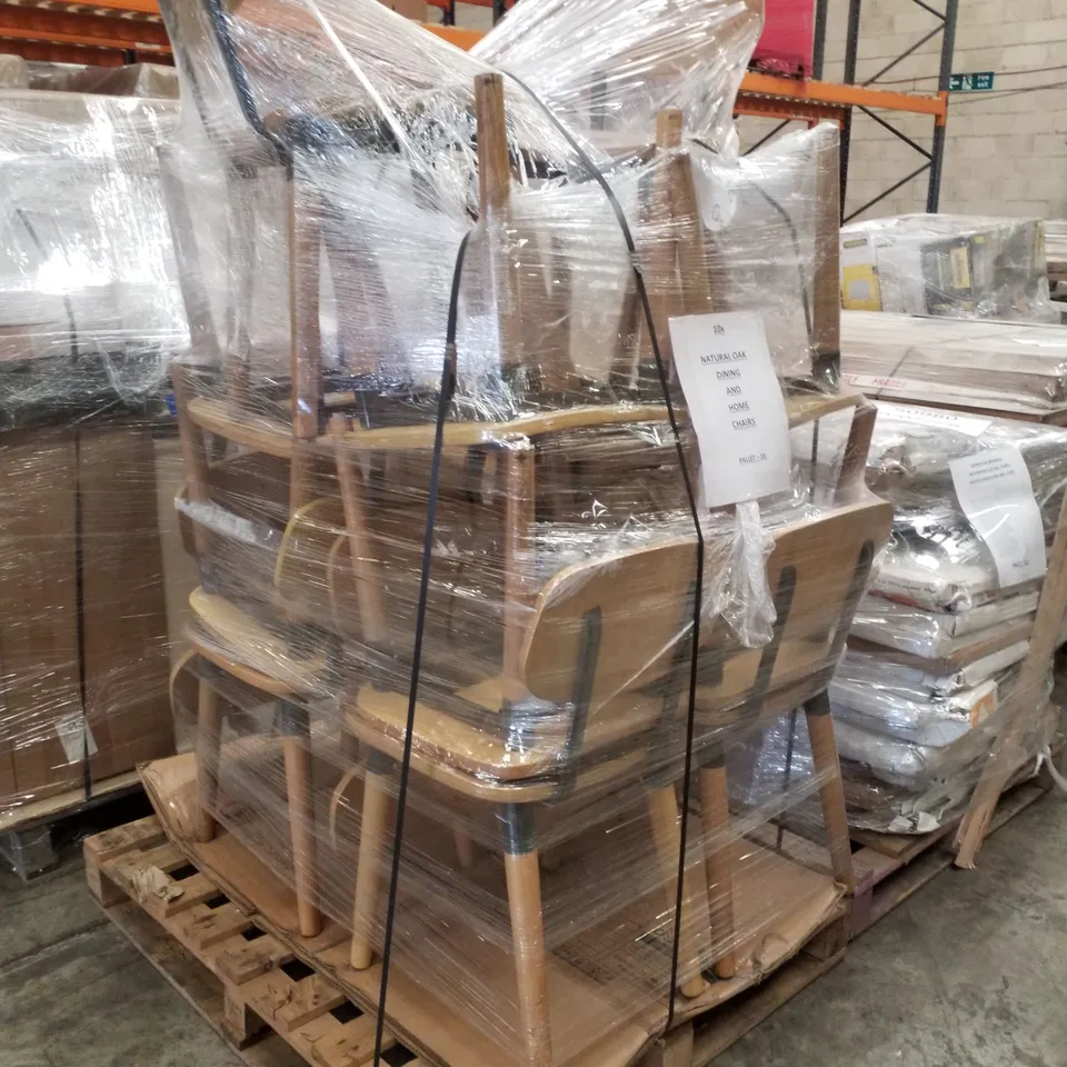 PALLET CONTAINING APPROXIMATELY 10 NATURAL OAK DINING & HOME CHAIRS
