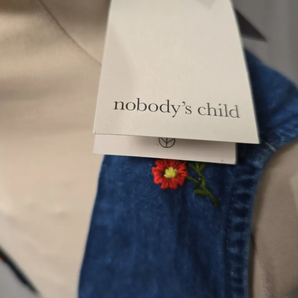 NOBODY'S CHILD SANDRA MIDI DRESS EMBROIDERED – BLUE DENIM, UK8