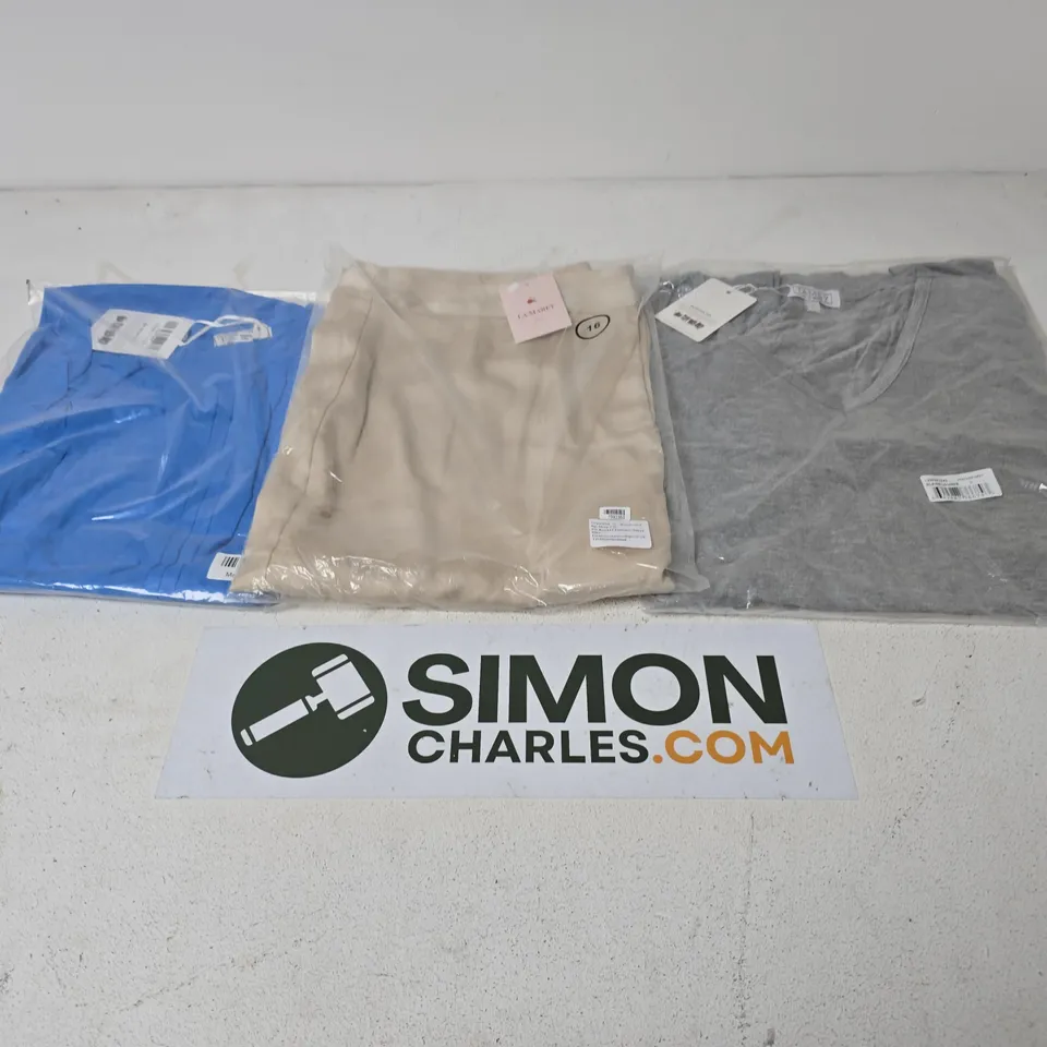 APPROXIMATELY 40 ASSORTED CLOTHING ITEMS IN VARIOUS SIZES, STYLES & COLOURS TO INCLUDE BRANDS SUCH AS TAMSY, LA MAREY - COLLECTION ONLY