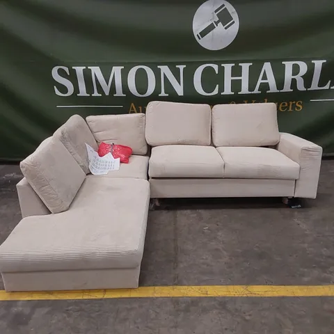 LOFTY LILLY UPHOLSTERED CORNER SOFA 