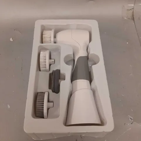 BLUSHLY CLEANSING & EXFOLIATING FACE BRUSH