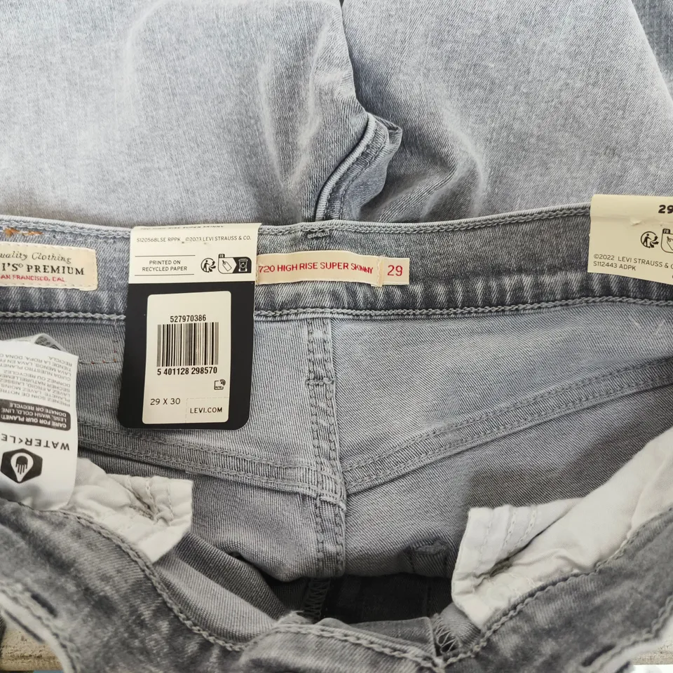 LEVI'S PREMIUM 720 HIGH RISE SUPER SKINNY JEANS – GREY WASH – 29X30 (WOMENS)