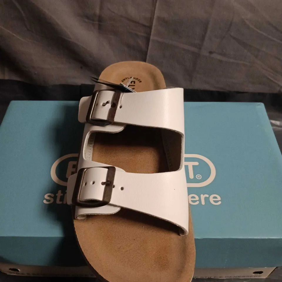 BOXED PAIR OF FLY FLOT WHITE DOUBLE-BUCKLE SANDALS – UK 5 (EU 38)