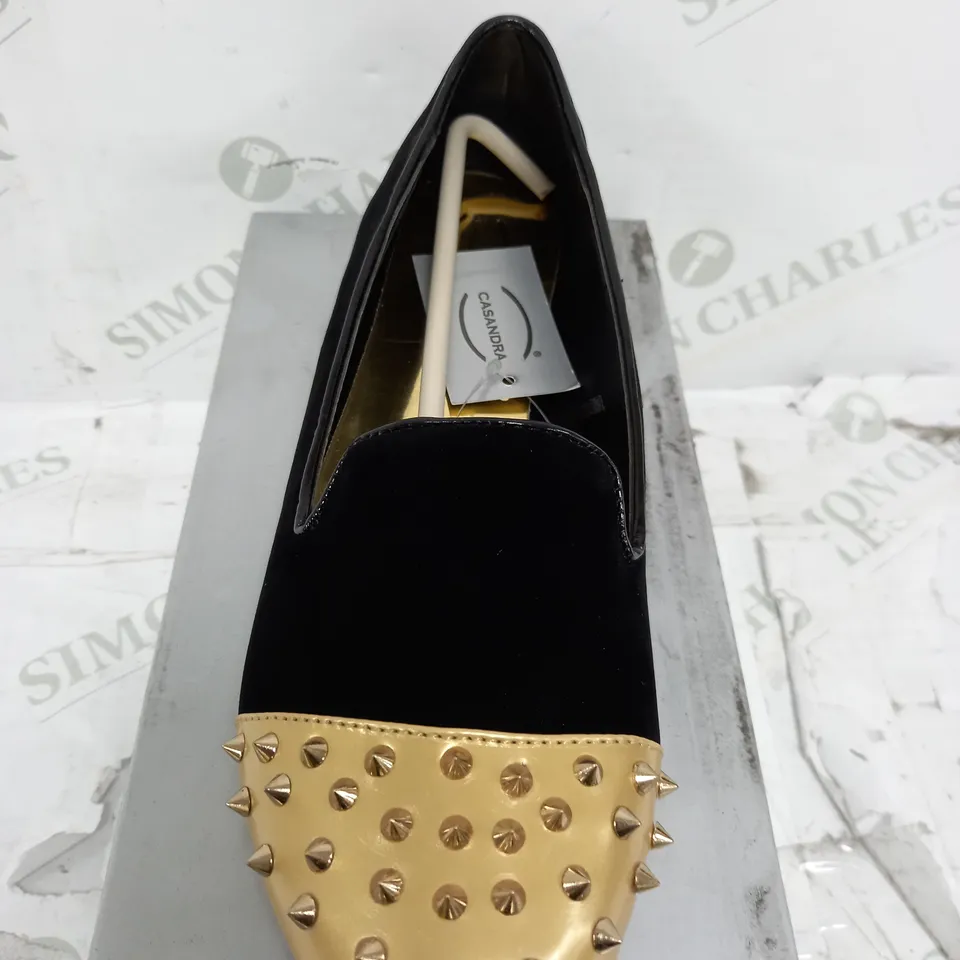 FLAT HEELED BLACK VELVET SPIKEY GOLD TOE SIZE 6