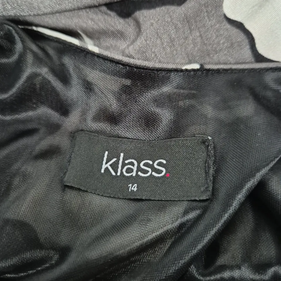 KLASS. DRESS WITH RHINESTONE BROOCH – BLACK/CREAM ABSTRACT PRINT, UK SIZE 14
