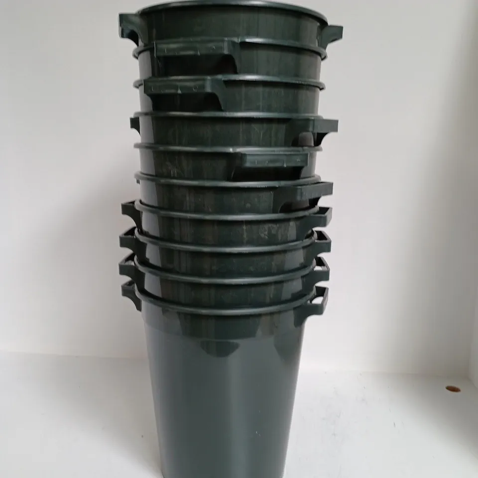 LOT OF 10 BREEN PLASTIC BUCKETS