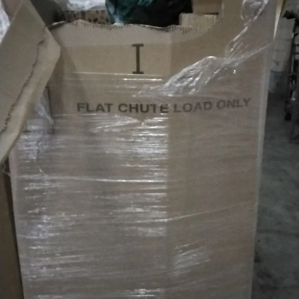 PALLET OF ASSORTED ITEMS INCLUDING WOODEN FRAME CORK BOARD, STAINLESS STEEL BOUTIQUE FAUCET, NEW INNVATION MANUAL DRAIN CLEANER, TOILET SEAT AND ACEKOOL MIXER