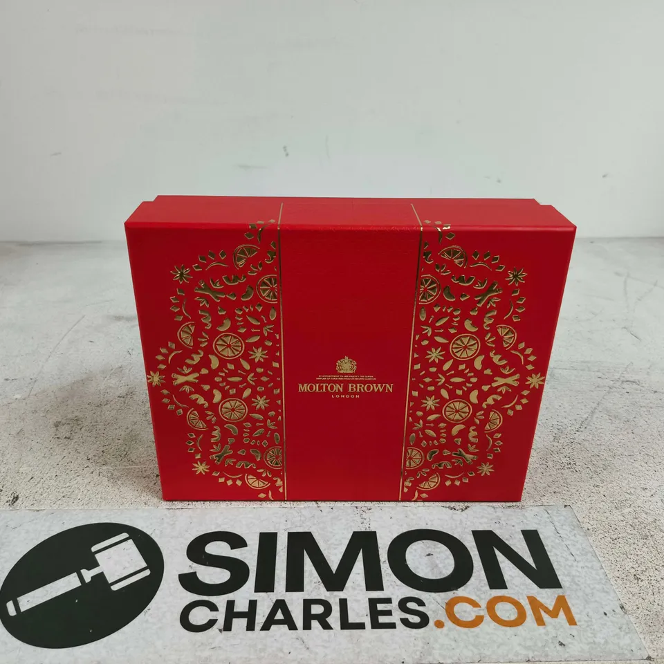 MOLTON BROWN LONDON SET OF SHOWER GELS IN BOX