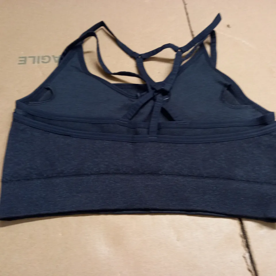 GYMSHARK GREY SPORTS BRA - M