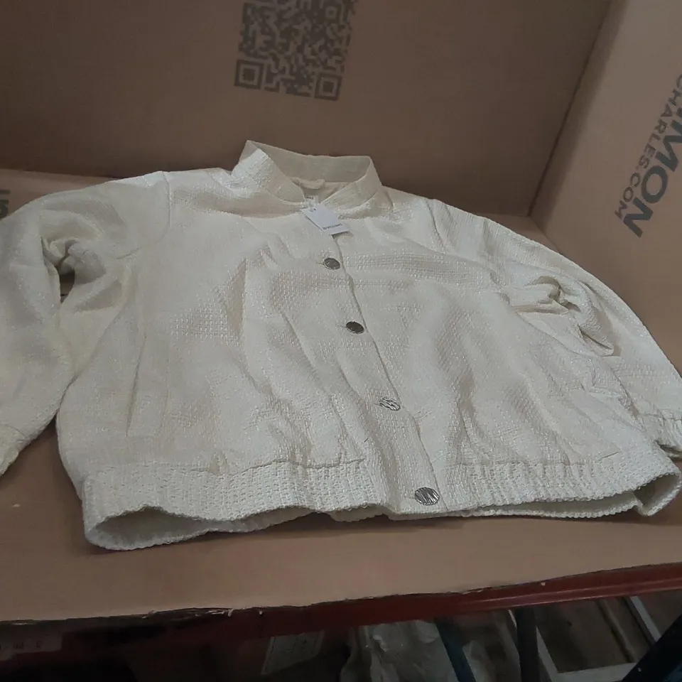 BOX CONTAINING APPROXIMATELY 9x BRAND NEW JD WILLIAMS CREAM BOUCLE BOMBERS - SIZE 22
