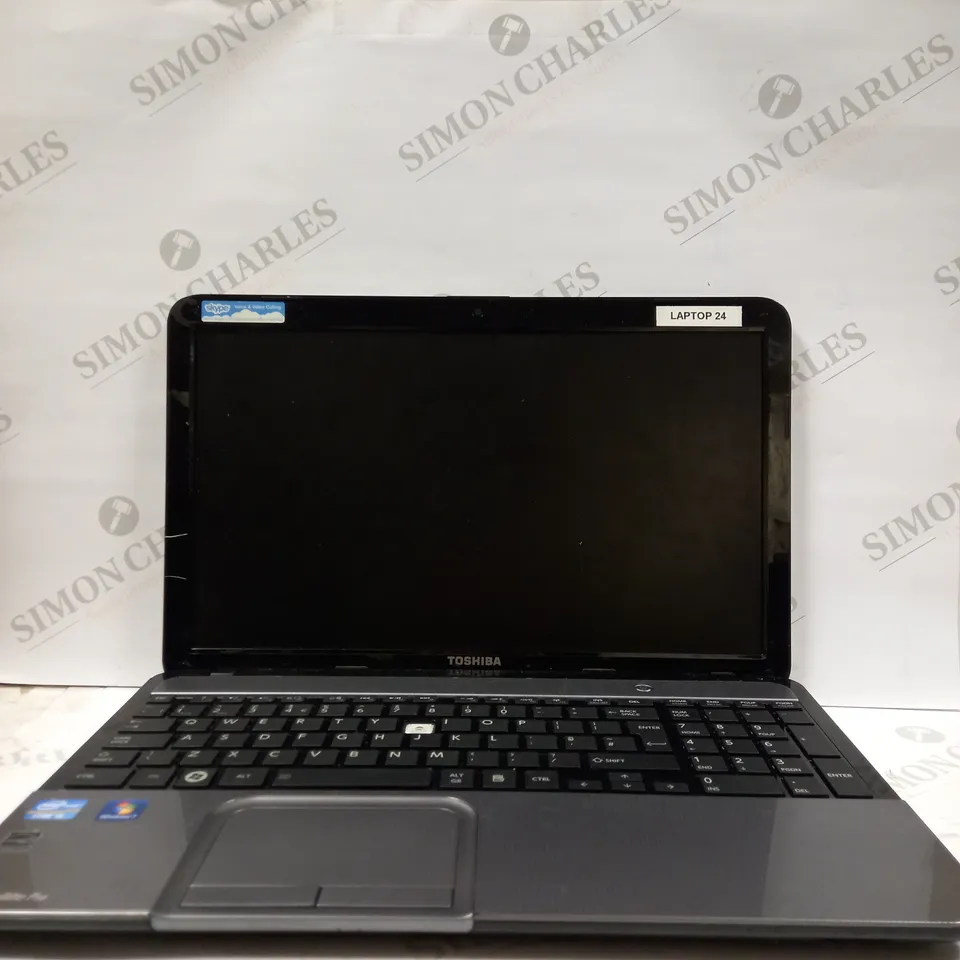 TOSHIBA SATELLITE PRO L850-11R LAPTOP IN GREY