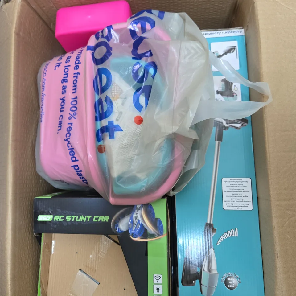 BOX OF APPROXIMATELY 4 TOYS INCLUDING MARBLE RALLY, RC STUNT CAR AND CHILDREN HOOVER