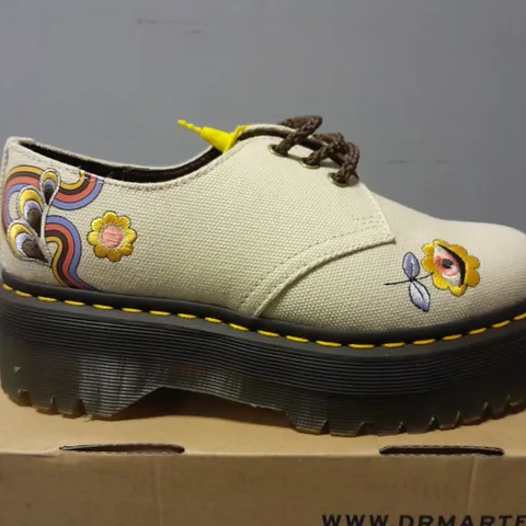 BOXED DR MARTENS V 1461 QUAD RETRO RAY SHOES- SIZE UK 5 