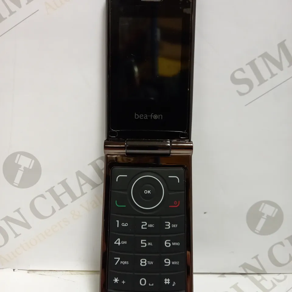 BEAFON C240 FLIP MOBILE PHONE