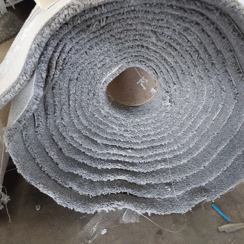 ROLL OF QUALITY HEARTLANDS ULTRA PEDMORE CARPET APPROXIMATELY 5M × 9.3M