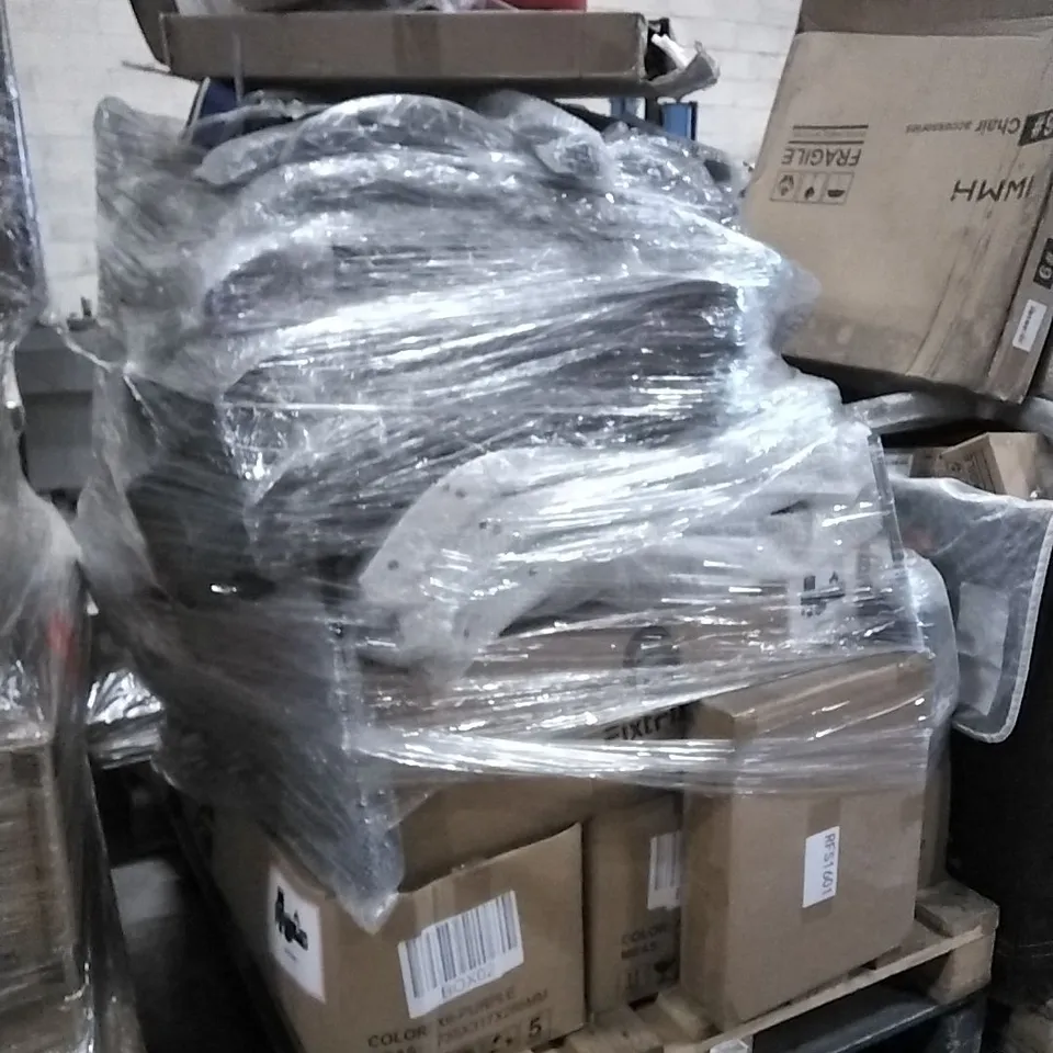 PALLET OF OFFICE CHAIR ACCESSORIES TO INCLUDE SEATS,ARMS,5 SPOKE BASES ETC..