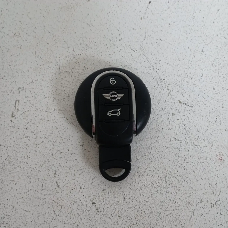 MINI Car Key Fob with Removable Metal key 