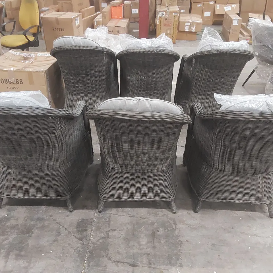 SET OF 6x DESIGNER GARDEN CHAIRS WITH CUSHIONS