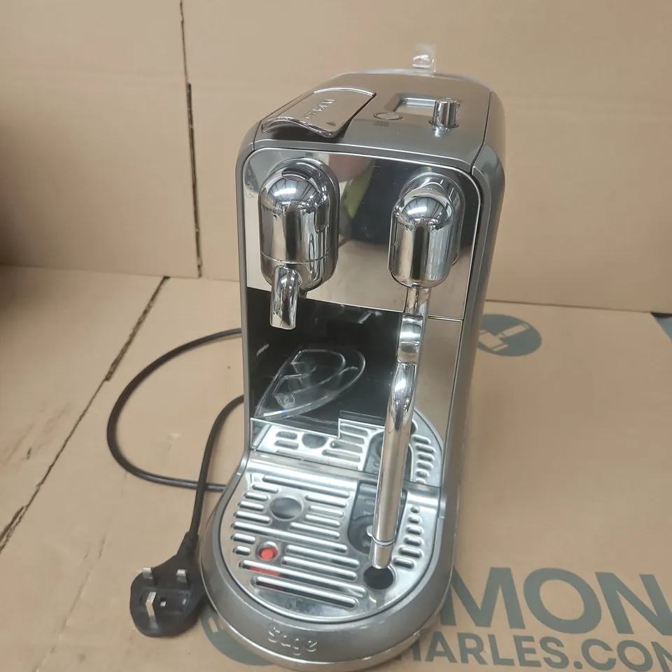 BOXED NESPRESSO CREATISTA PLUS