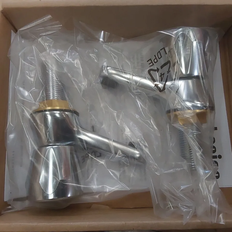 BRAND NEW BOXED LECICO NORTHBURY BASIN TAP PAIR