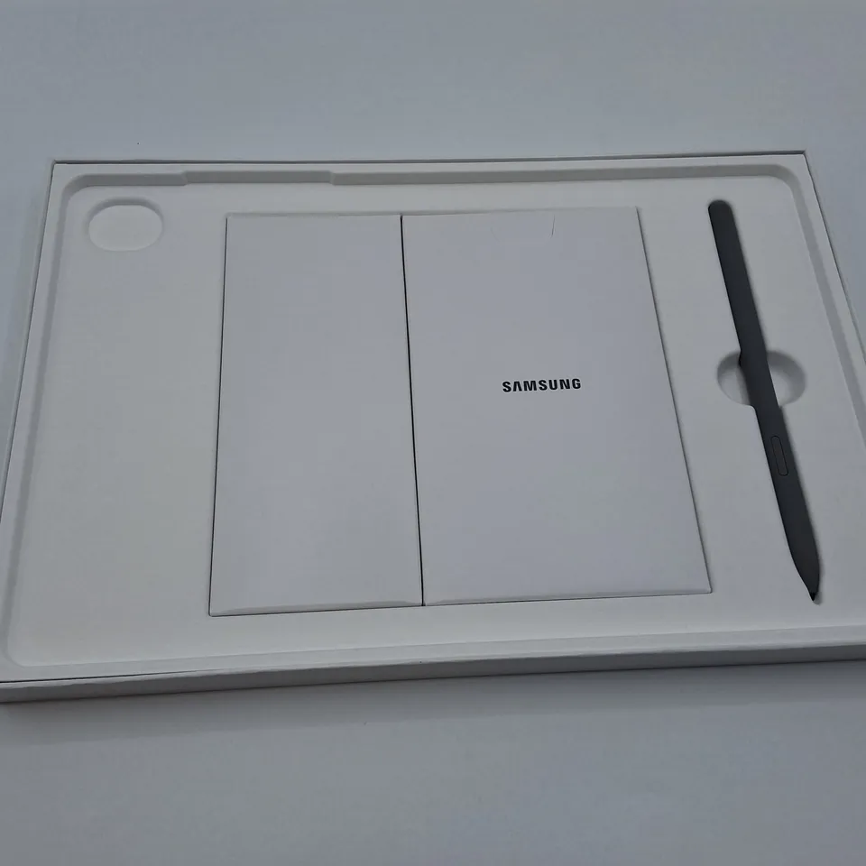  BOXED SAMSUNG GALAXY TAB S9 FE 5G 6/128GB IN GRAY - SM-X516B