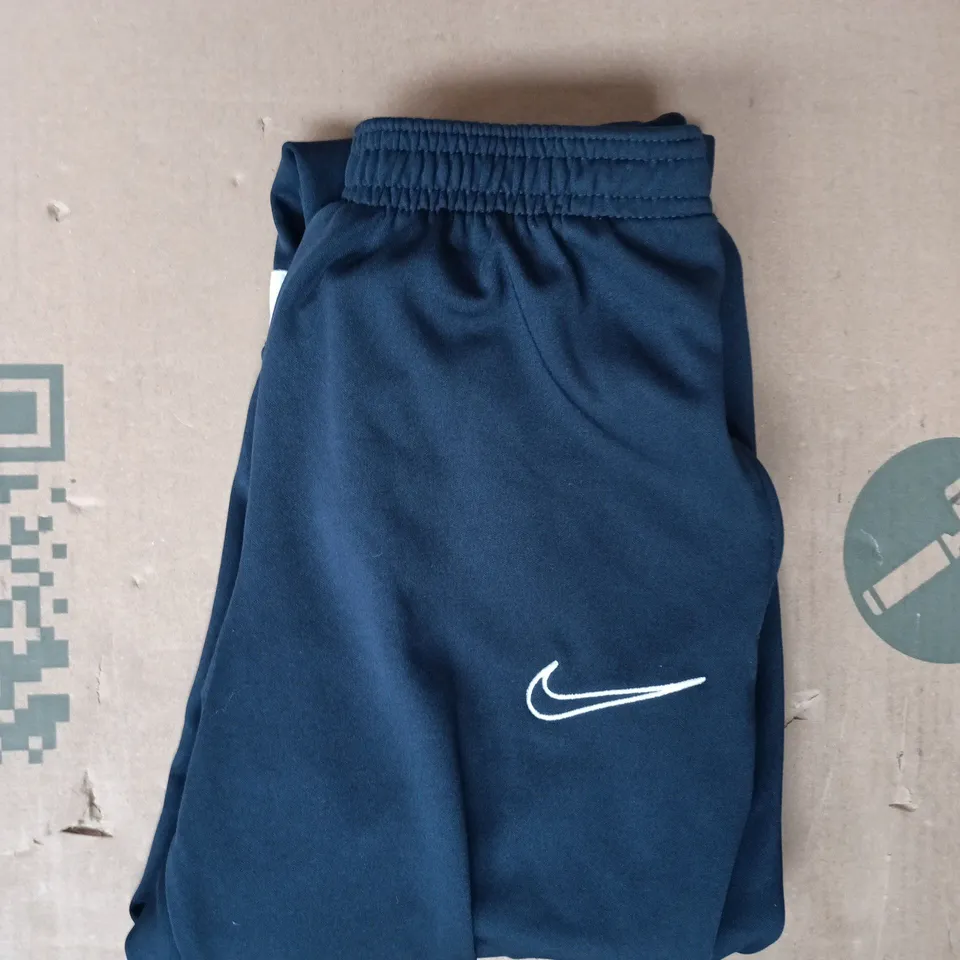 NIKE JOGGERS IN NAVY SIXE XL