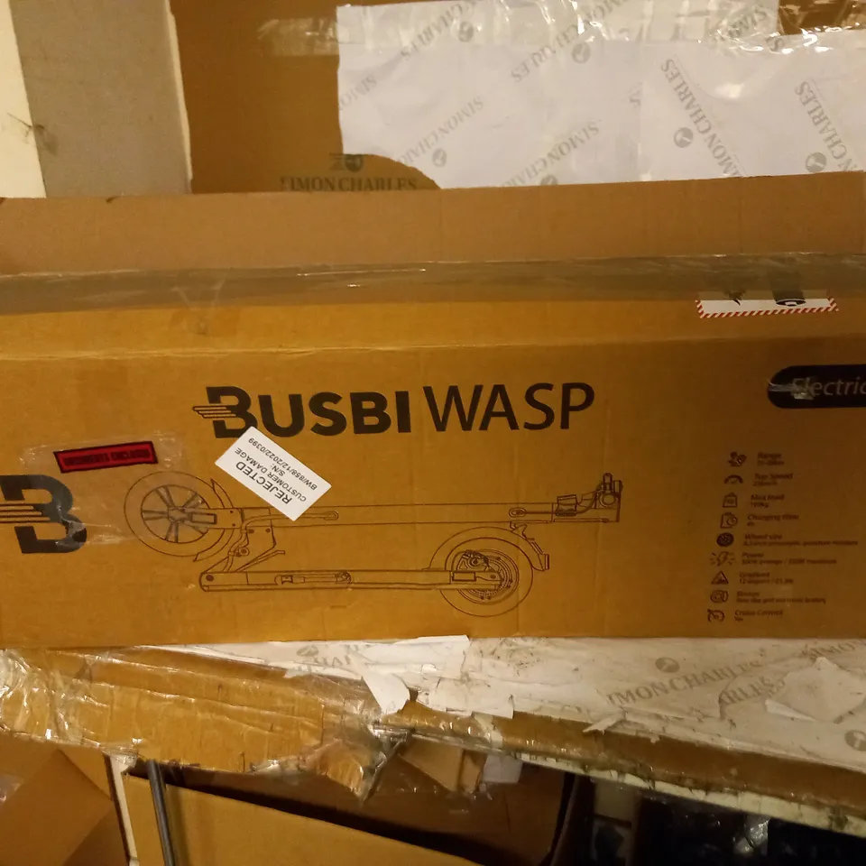 BUSBI WASP ELECTRIC SCOOTER - COLLECTION ONLY RRP £350
