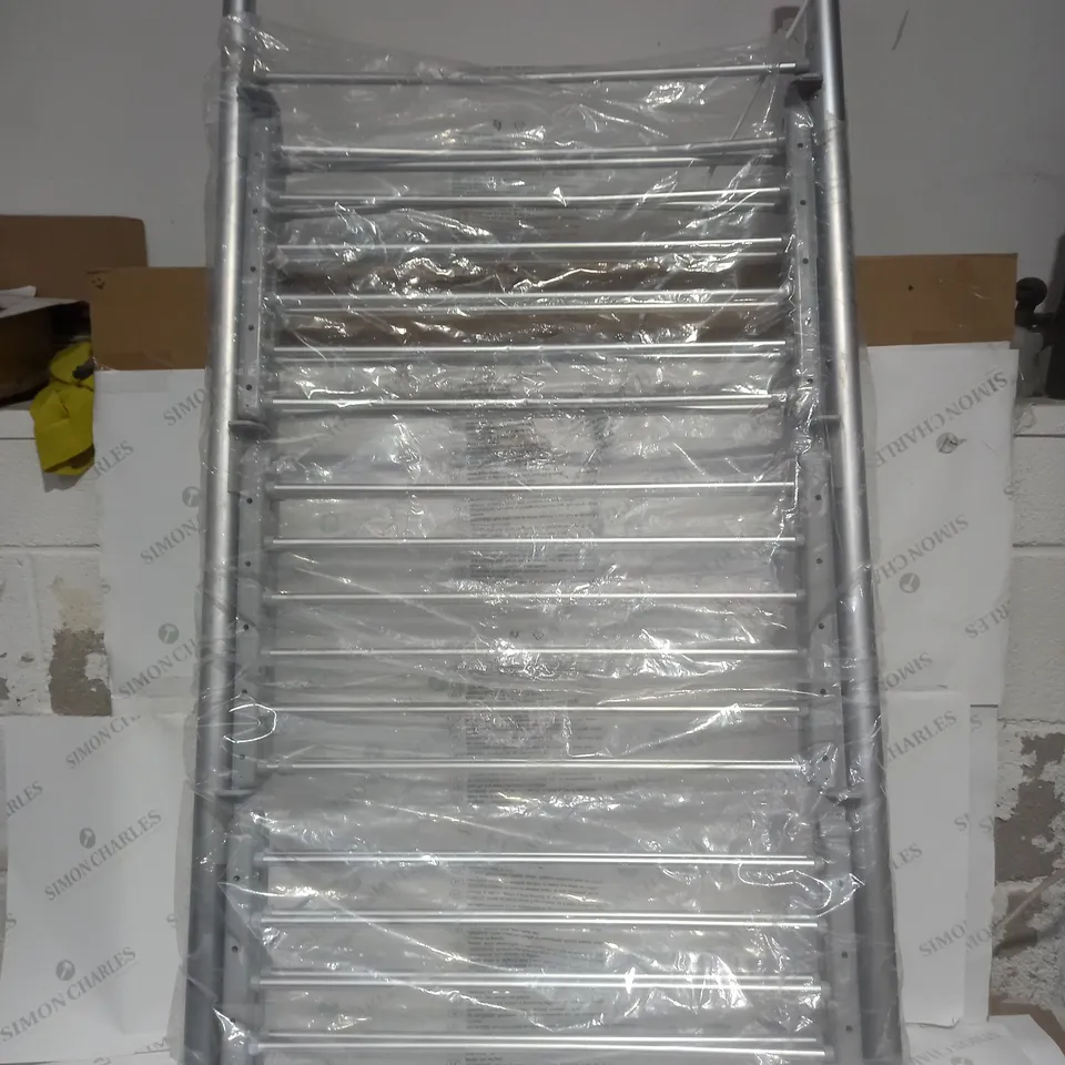 BOXED OUTLET ORGANISED OPTIONS 3 TIER HEATED AIRER WITH 21M DRYING SPACE - COLLECTION ONLY