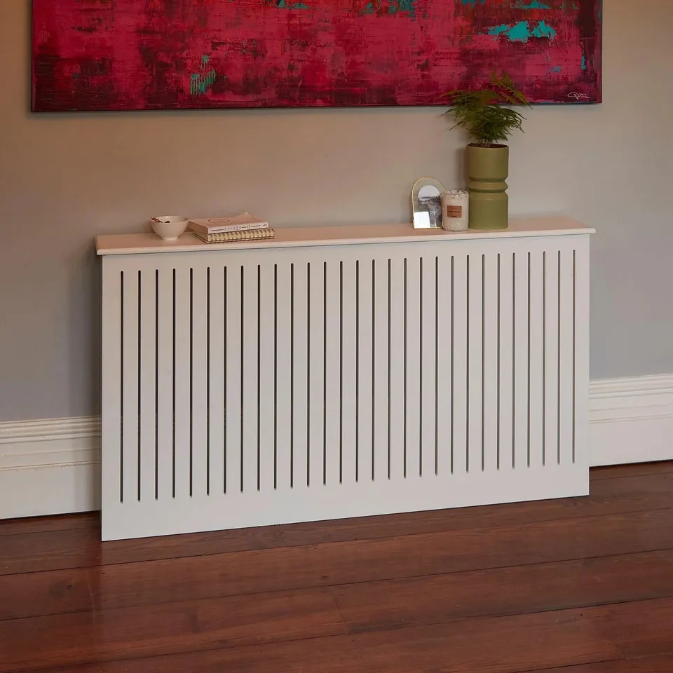BOXED LAURA JAMES HOME & GARDEN ELSPETH LARGE RADIATOR COVER - SNOW WHITE